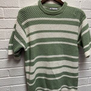 Zara Green and White Crewneck Sweater